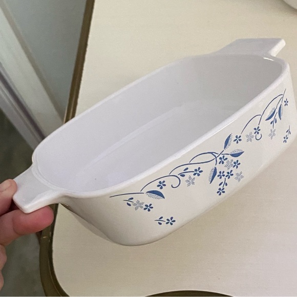 Corningware Provincial Blue Casserole - Picture 2 of 9